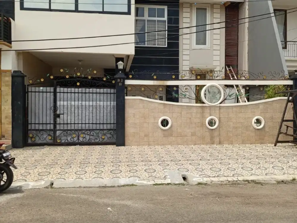 Hot sale rumah mewah bekasi