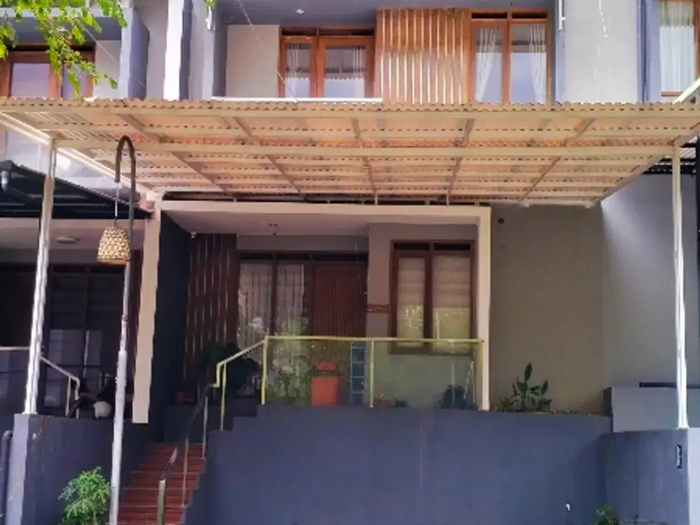 Sewa Rumah 5 Kamar Dekat Cihanjuang, Ubud Village Sariwangi Bandung