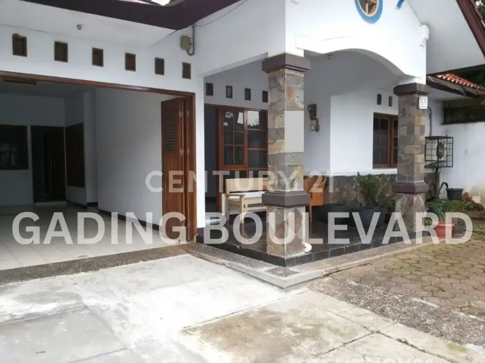 Rumah Di Cileduk Cocok Untuk Usaha Lokasi Bagus