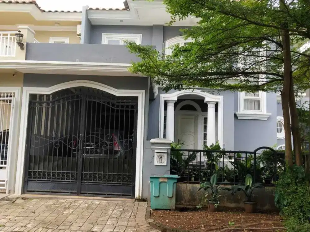 Dijual Rumah Semi Furnished, Cantik di Puspita Loka BSD
