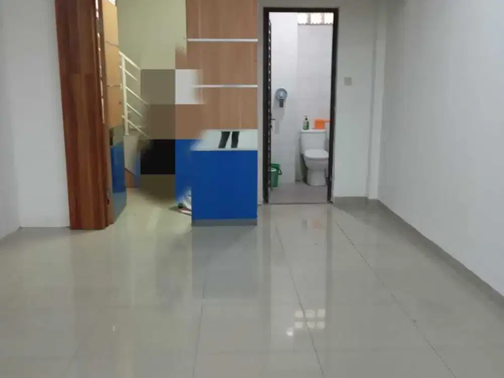 Di Sewa Ruko Rapih 2,5 Lantai Kawasan MIM