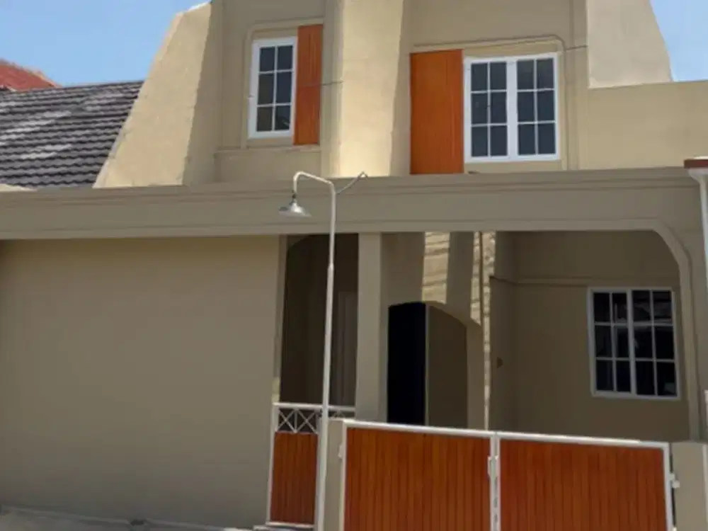Rumah Baru Dekat Alun-alun Sidoarjo