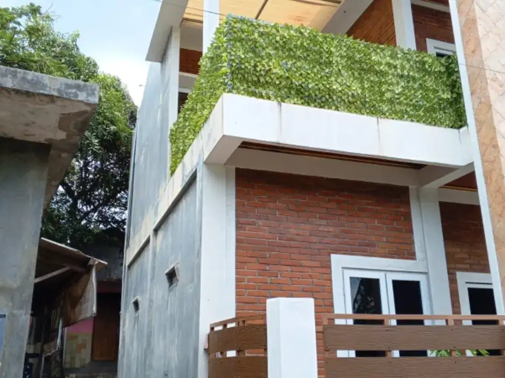 RUMAH CANTIK DI BERGAS SIAP PAKAI