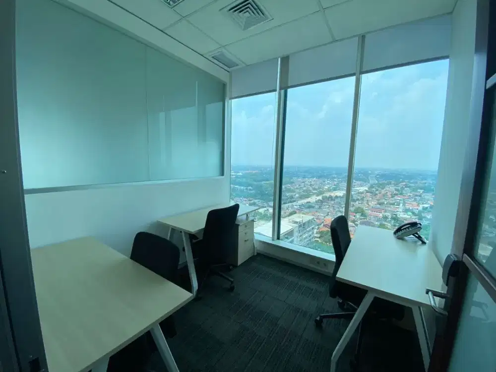 Sewa Unit Kantor Fully Furnished Sovereign Plaza 3 Pax TB Simatupang