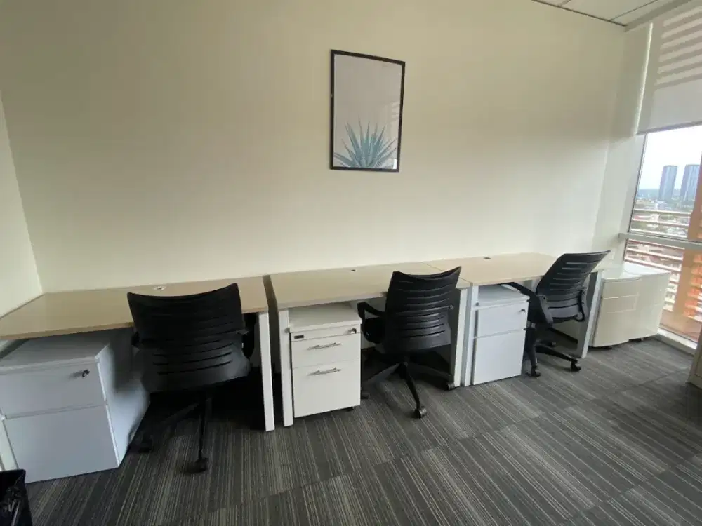 Sewa Kantor Furnished Siap Ditempati 5 Pax South Quarter Tb Simatupang