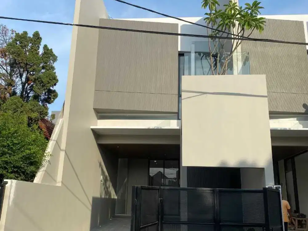 Rumah Mewah Minimalis Baru Gress Strategis Dekat Kampus Ubaya Surabaya