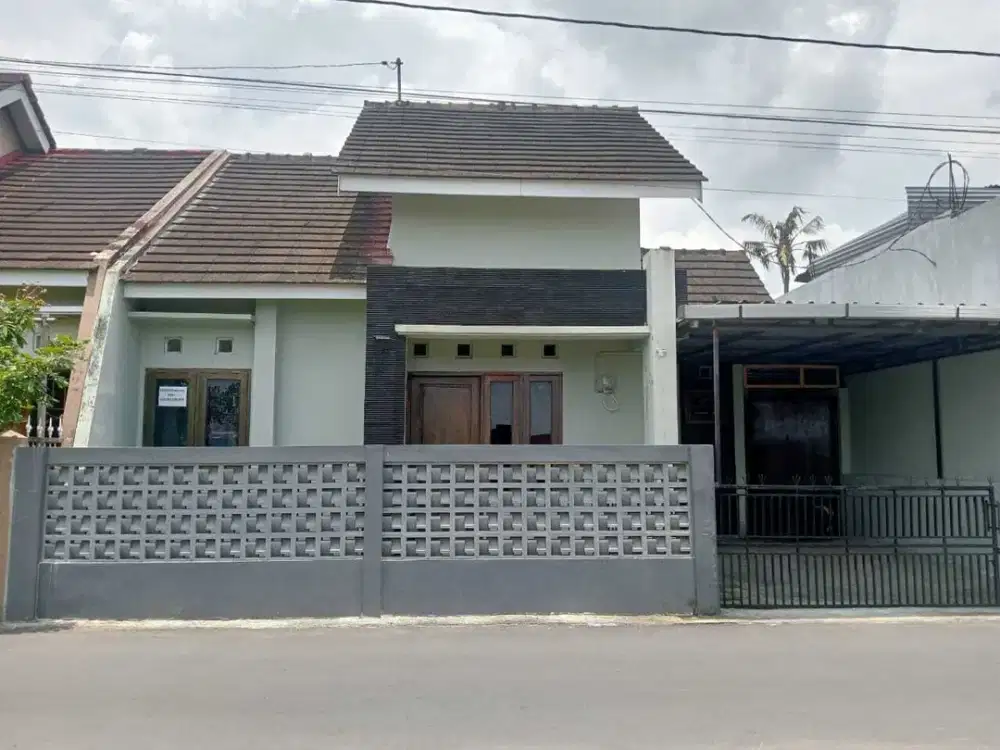 Rumah minimalis di trihanggonjalan kabupaten