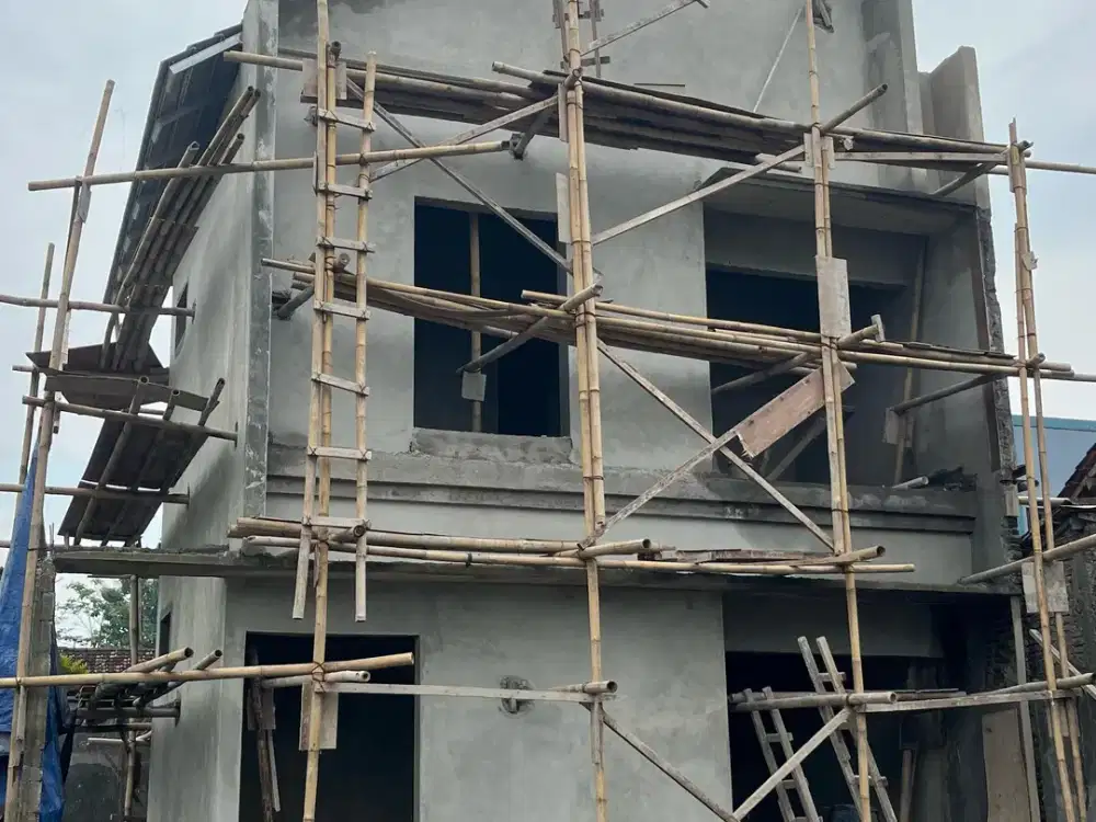 Free Biaya:Rumah Jl. Magelang Colocasia Medari Strategis, Bisa Tempo