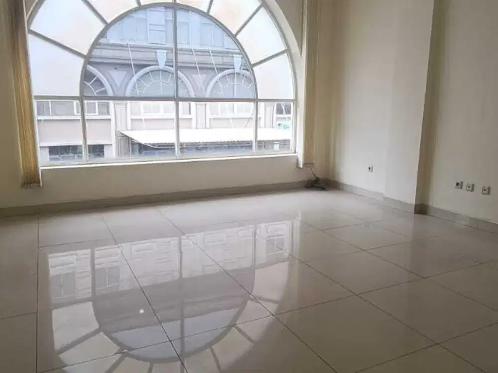 Jual Ruko Strategis di Greenlake 4 lantai cocok untuk investasi!