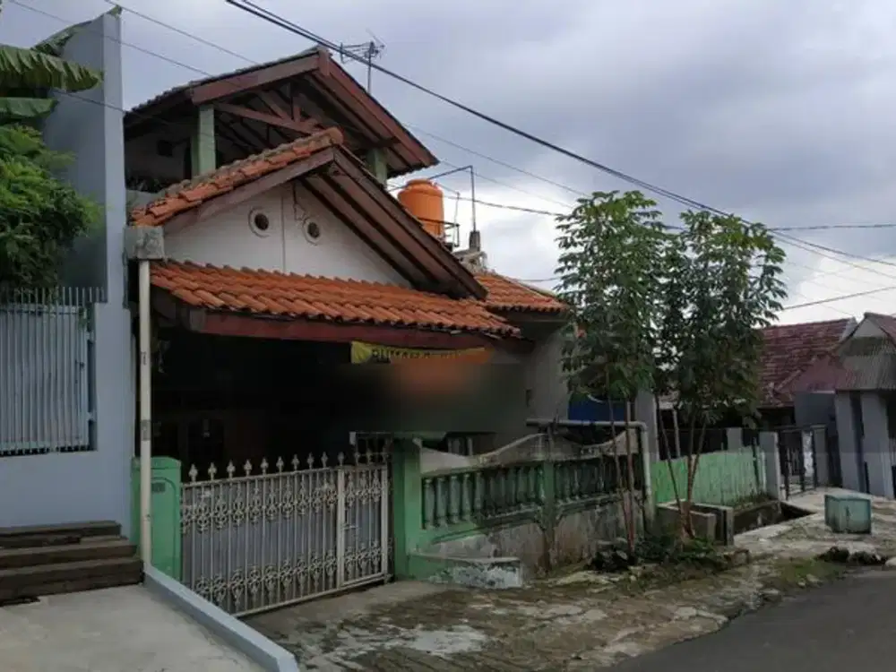 Di Jual Murah Rumah Luas Depan Jalan