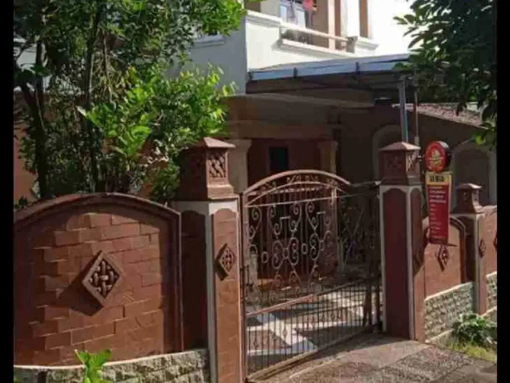Dijual Rumah Bagus Mewah Tingkat 2 Lantai Posisi Hook Daerah Ngaliyan, Semarang