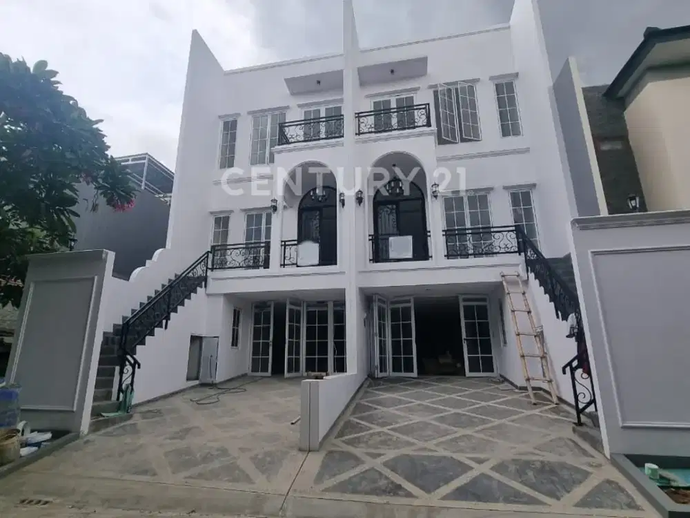 Rumah Baru 3 Lantai Dlm Cluster Di Gading Residence
