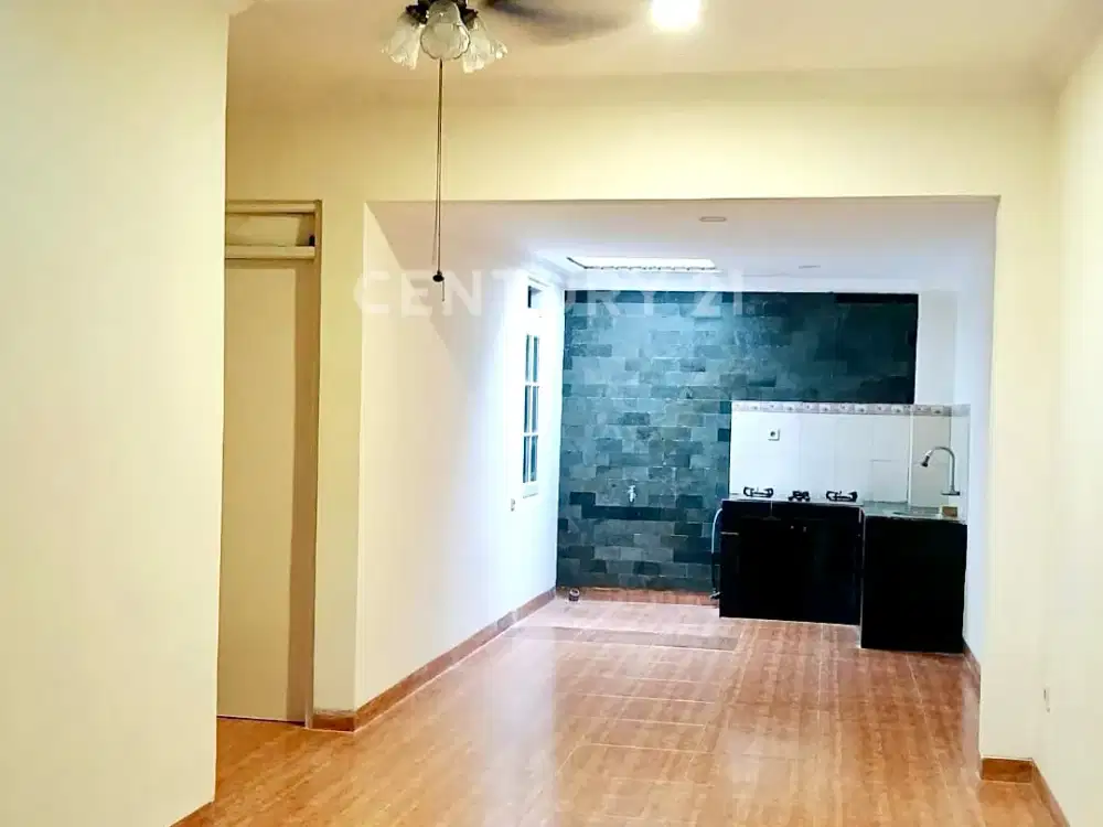 Rumah Di Cluster Sriwijaya Lippo Cikarang Semifurnished (Nego)