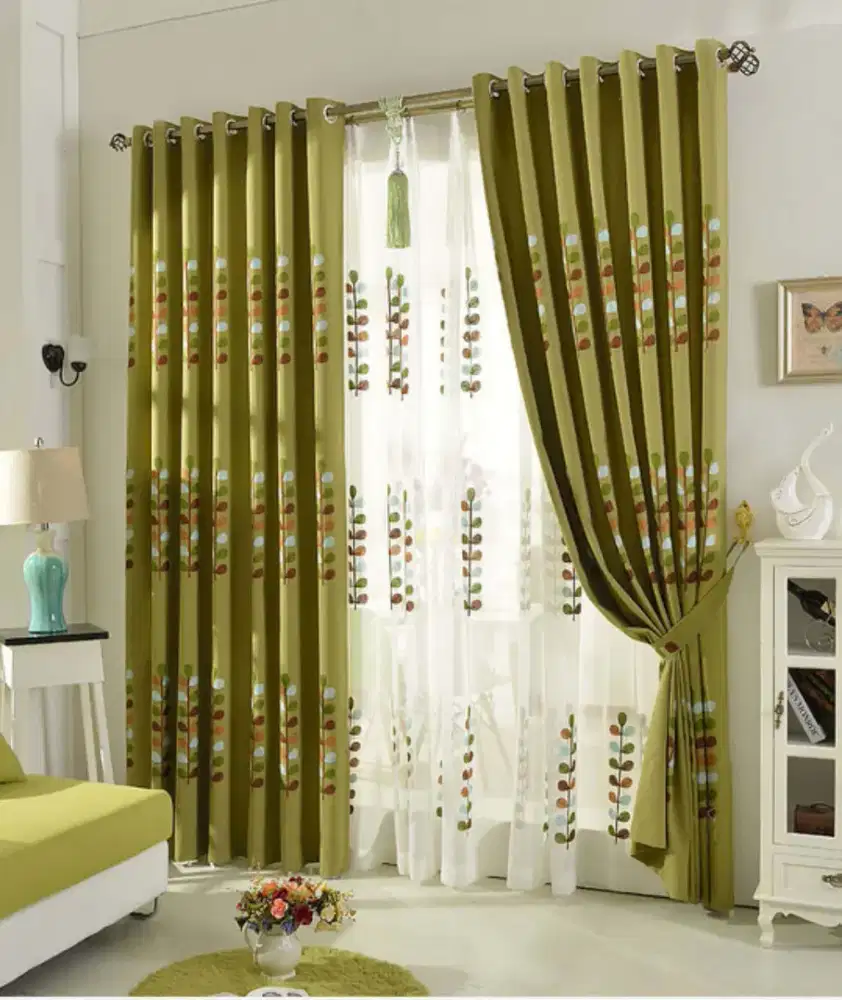 Menerima pemesanan gorden