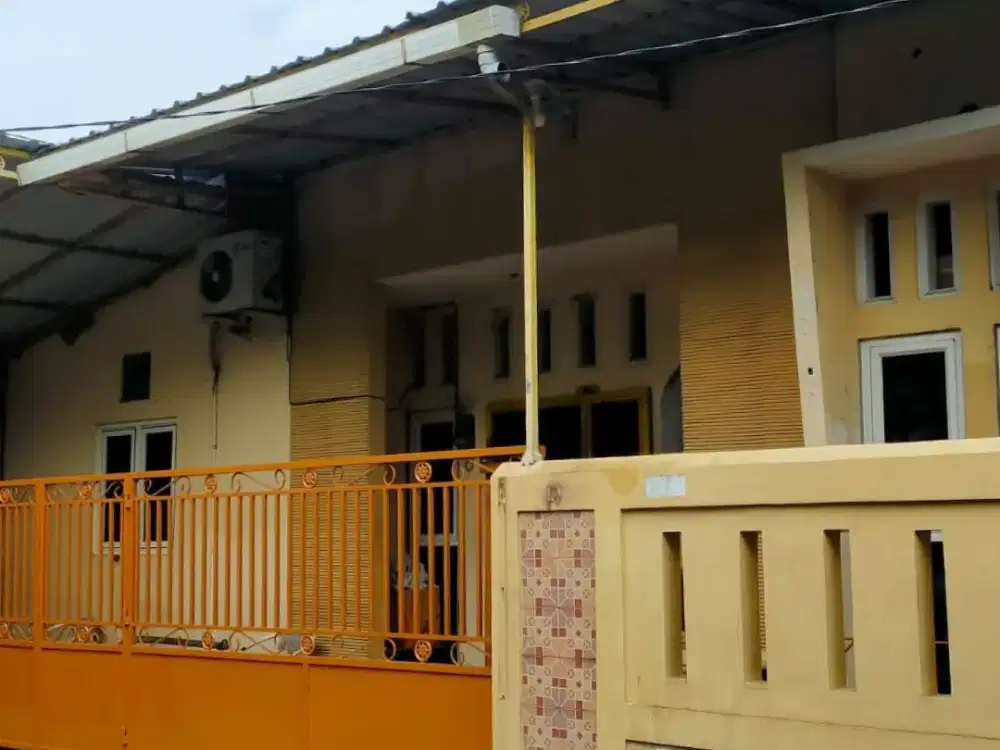 Rumah di Perum Griya Tria Indah Klipang Sendangmulyo Semarang