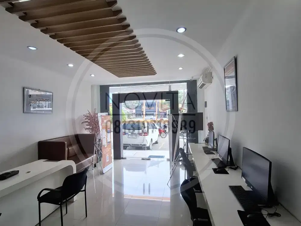 Dijual Cepat Ruko di Margonda Raya - 3.5 Lantai Unfurnished Nego