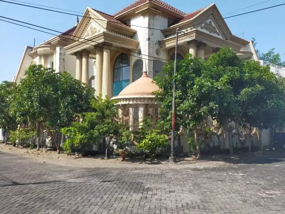 Rumah mewah siap huni di Citra Padova komersial area dekat tol, mal