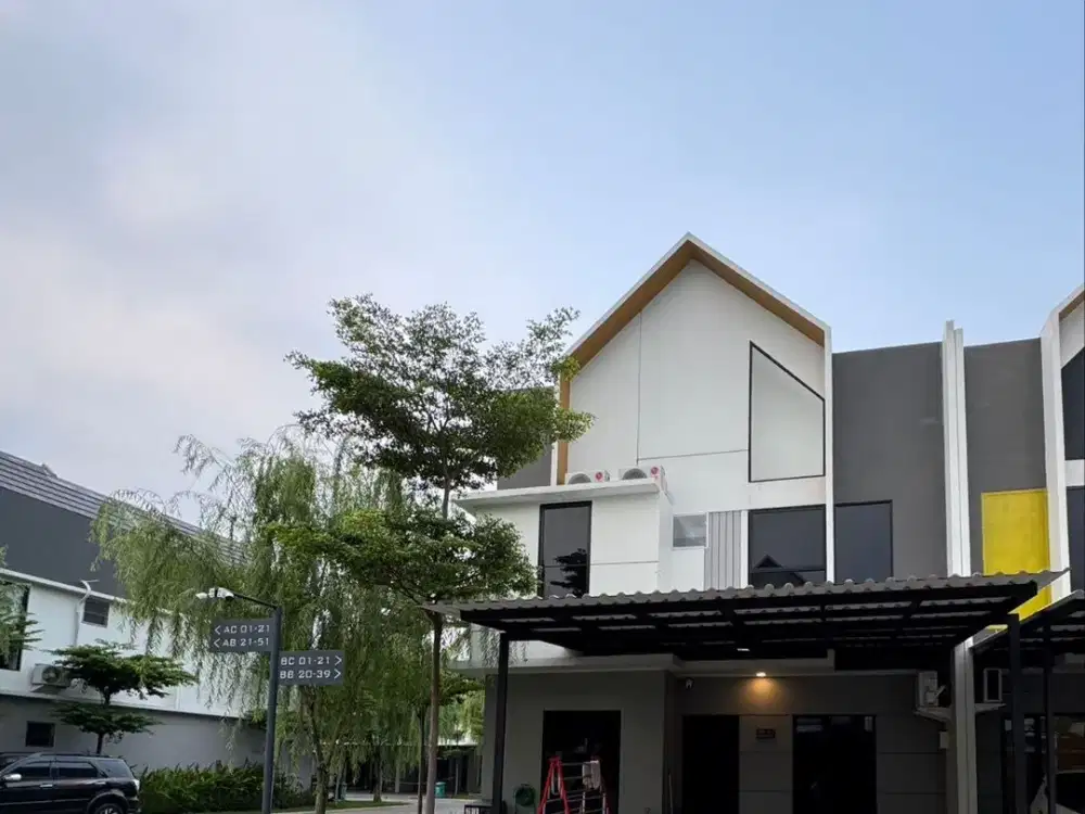 Hook! Rumah Eastern Park Residence - Sukolilo