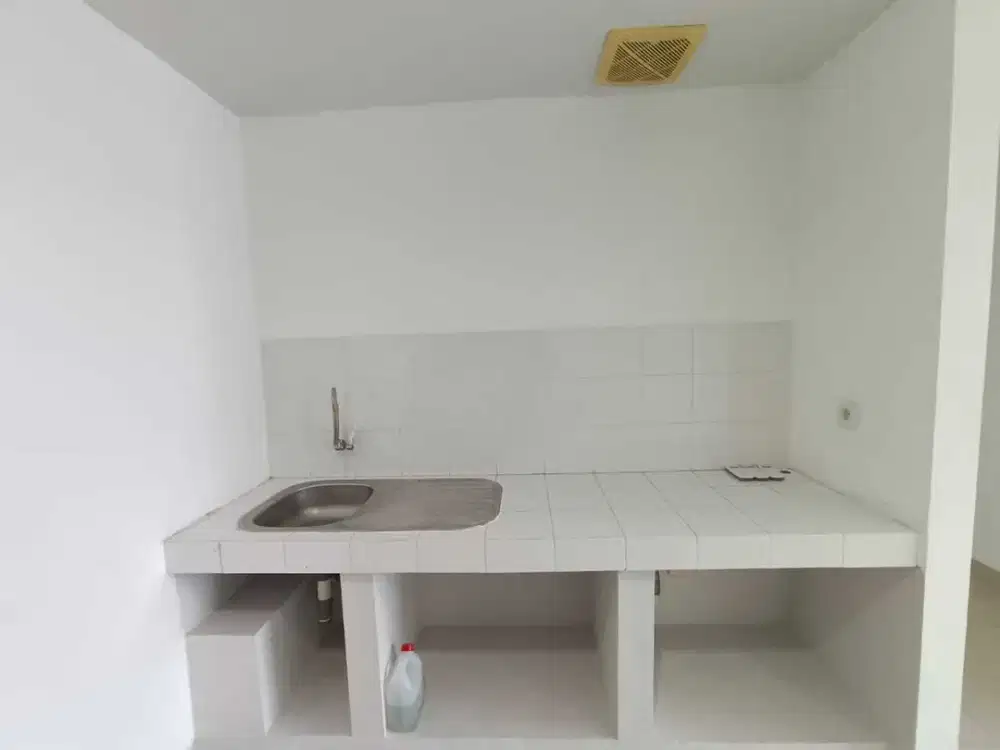 Disewakan Tahunan Type 3+1BR Unfurnish Apartemen Springhill Terrace