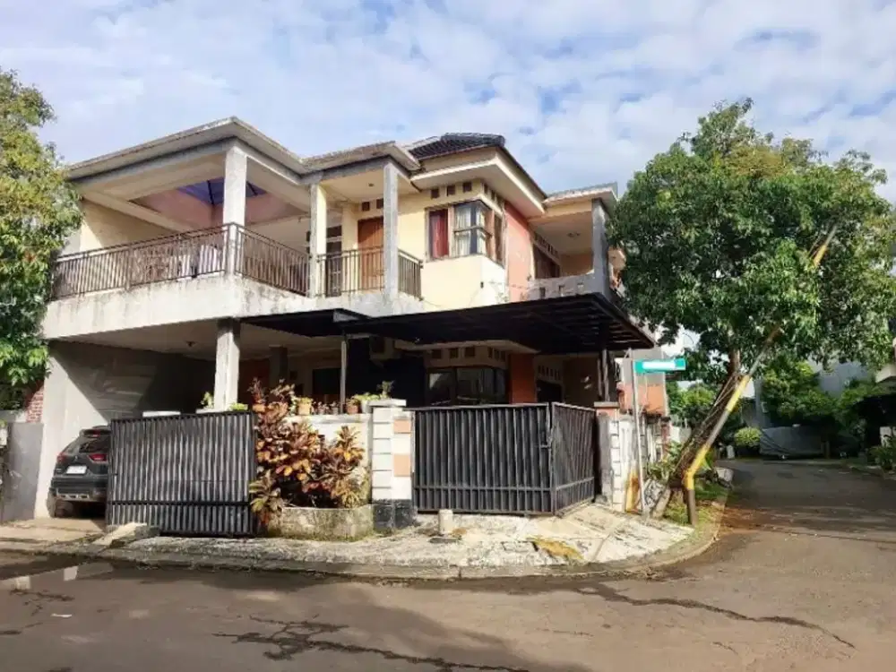 Dijual rumah siap huni 2 lantai sektor 9 Bintaro Jaya