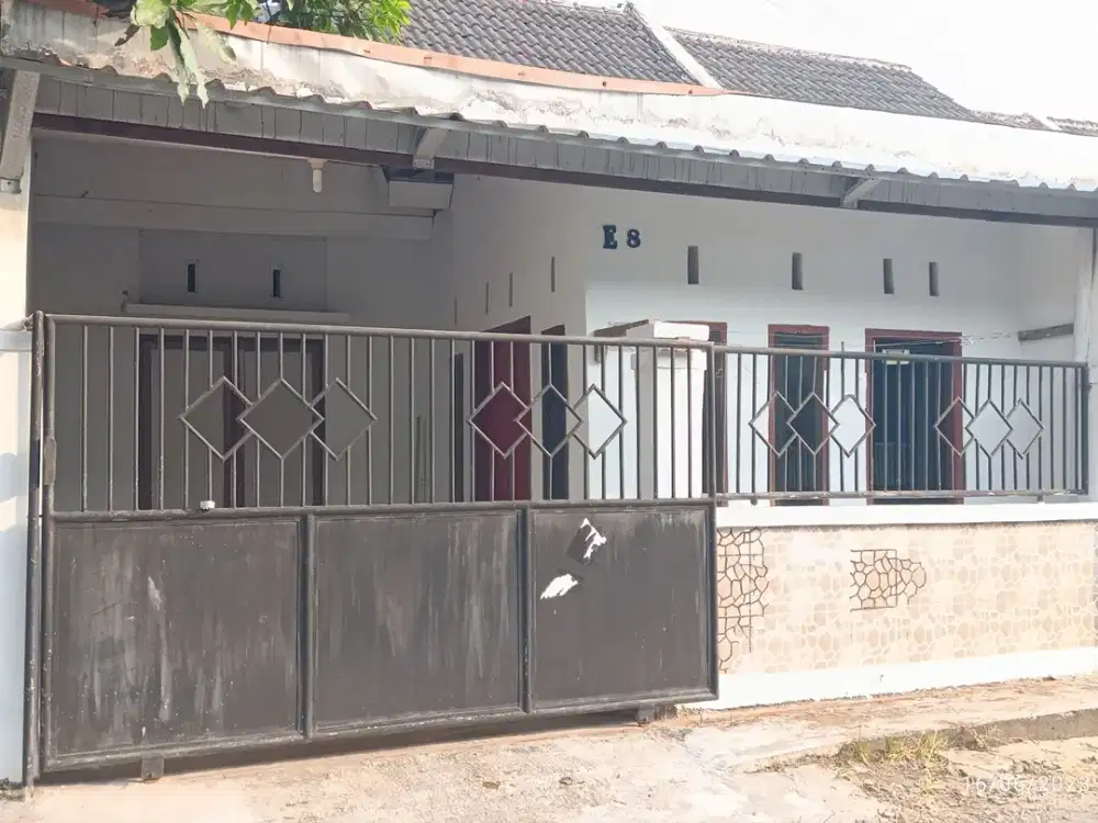 Sewa rumah dekat kampus dengan perabotan