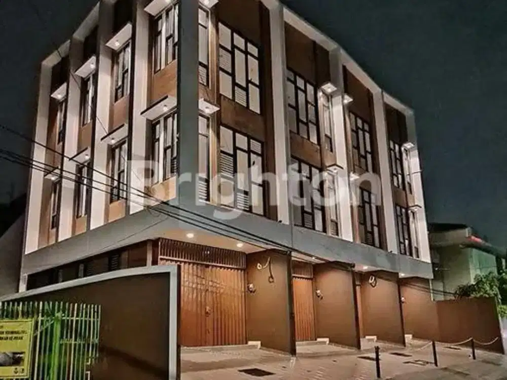 Ruko 4 lantai Taman Ratu dekat Greenville Duri Kepa Jakarta Barat