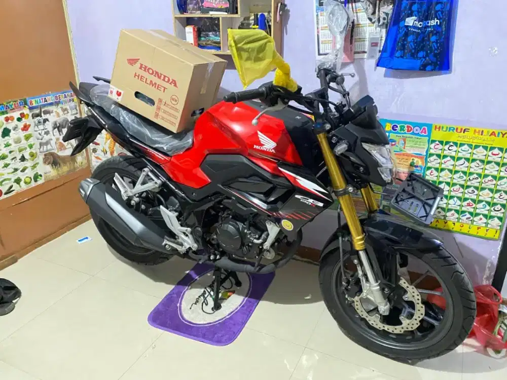 Honda CB150R Gress km100perak gak jadi pakai