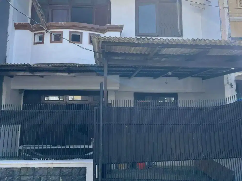 Sudah Renovasi Rumah 2 Lantai Di Taman Palem Lestari, Jakarta Barat