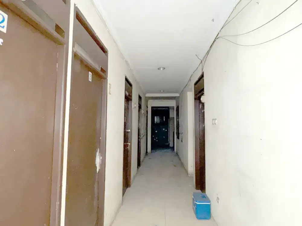 Dijual MURAH Eks Rumah kost 29 kamar Tomang hitung tanah Jakbar