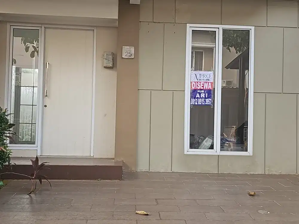 Disewakan rumah 8x12 DI LATIGO VILLAGE gading serpong 3KT BERSIH RAPIH