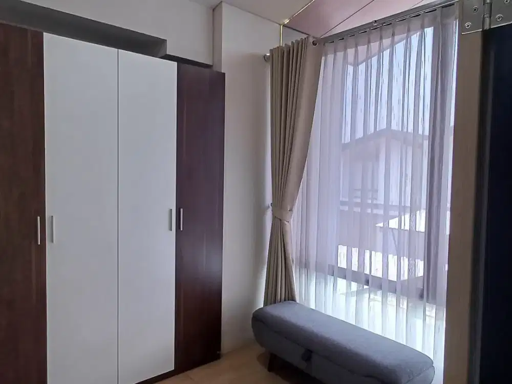 eghb. DiSewakan Rumah Full Furnish di Waterfront Lippo CIkarang