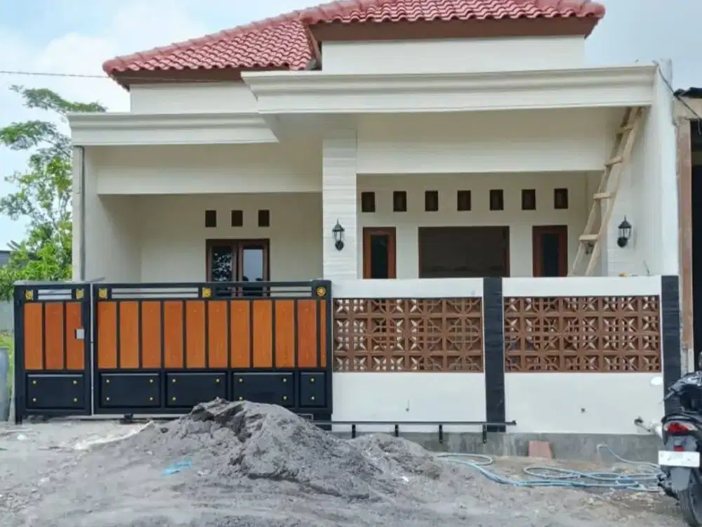 Rumah siap huni mewah kalisegoro Gunungpati Semarang dekat Unnes