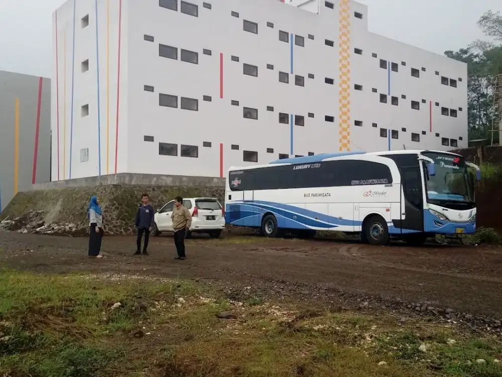 Lelang Apartemen @Jatinangor samping UNPAD & ITB 1 Ha 140 kamar !