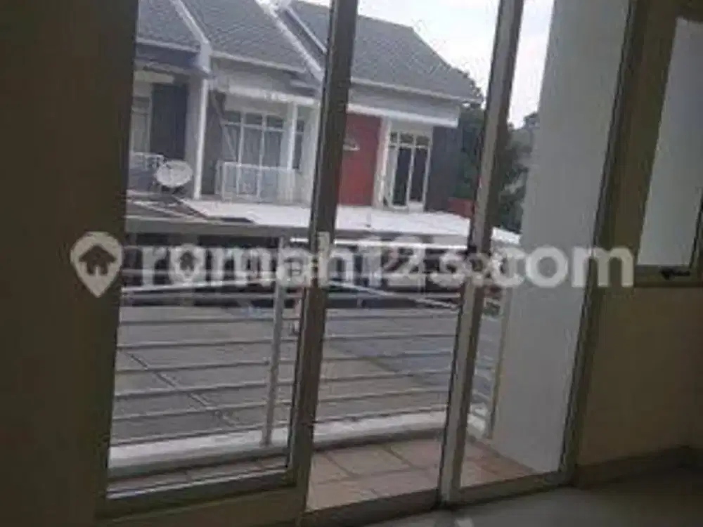 Dijual Rumah Harga Dibawah Pasaran di Cluster Amerika Green Lake City