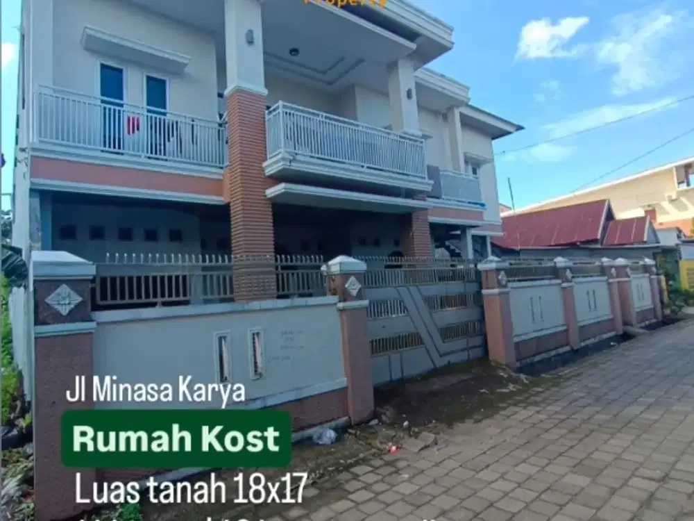 Jual rumah kost mewah 11 kamar pusat kota