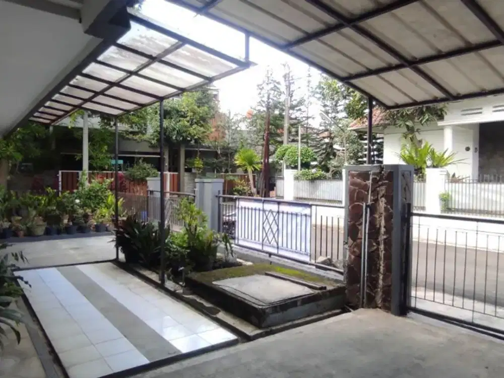 Rumah terawat siap huni di sayap Buahbatu Lengkong Turangga Bandung
