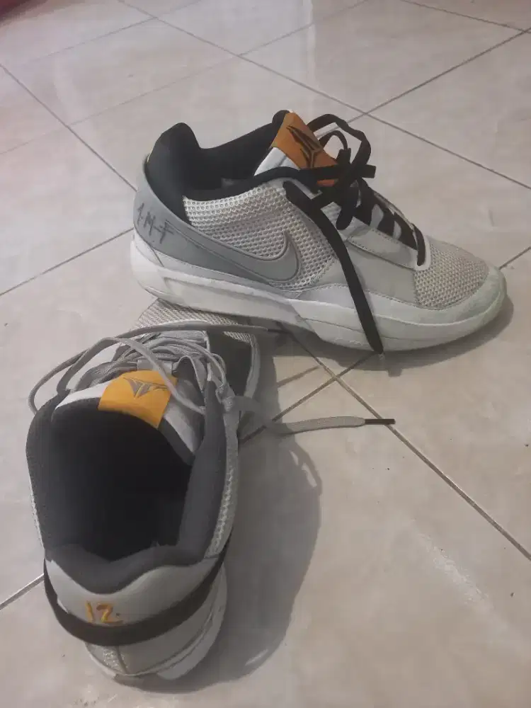 Dijual Sepatu Basket Nike