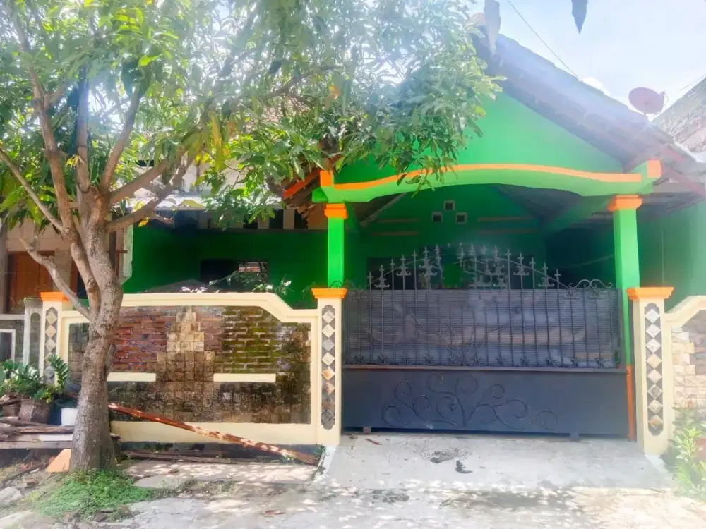 Rumah Second di Lingkungan Perumahan Yang Nyaman