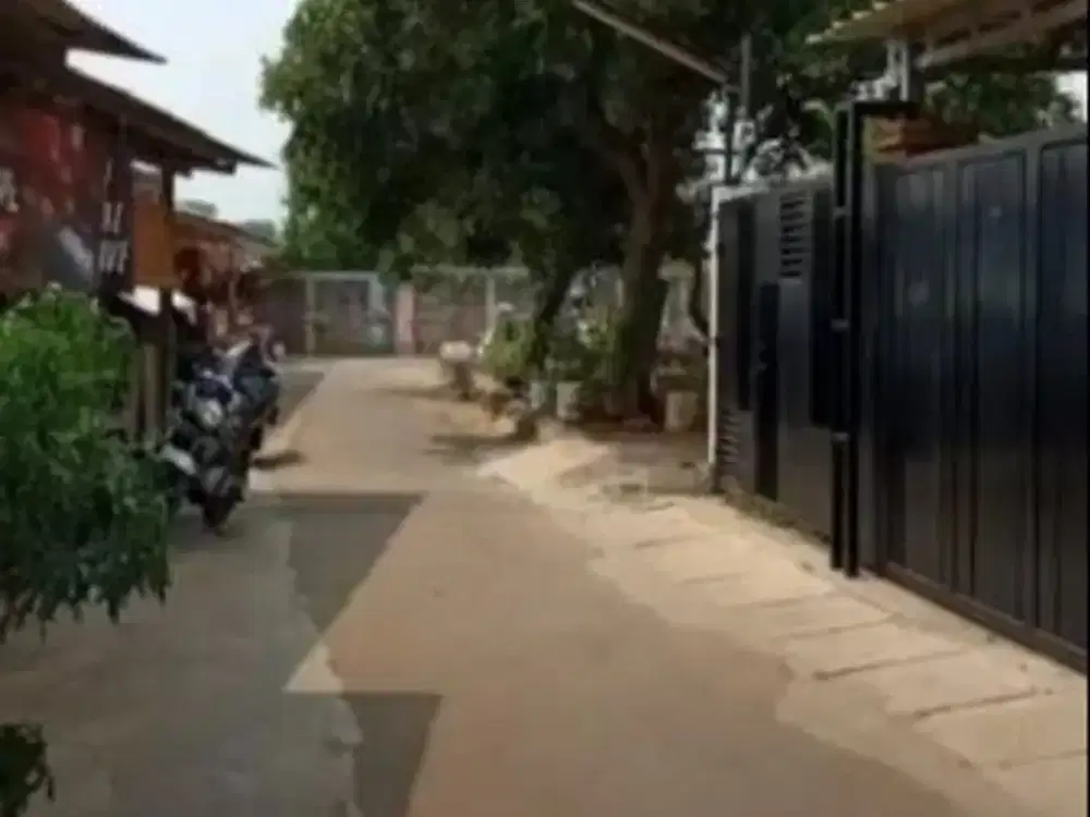 Rumah Terawat Semi Furnished Dekat Sektor 9 Bebas Banjir DR16654