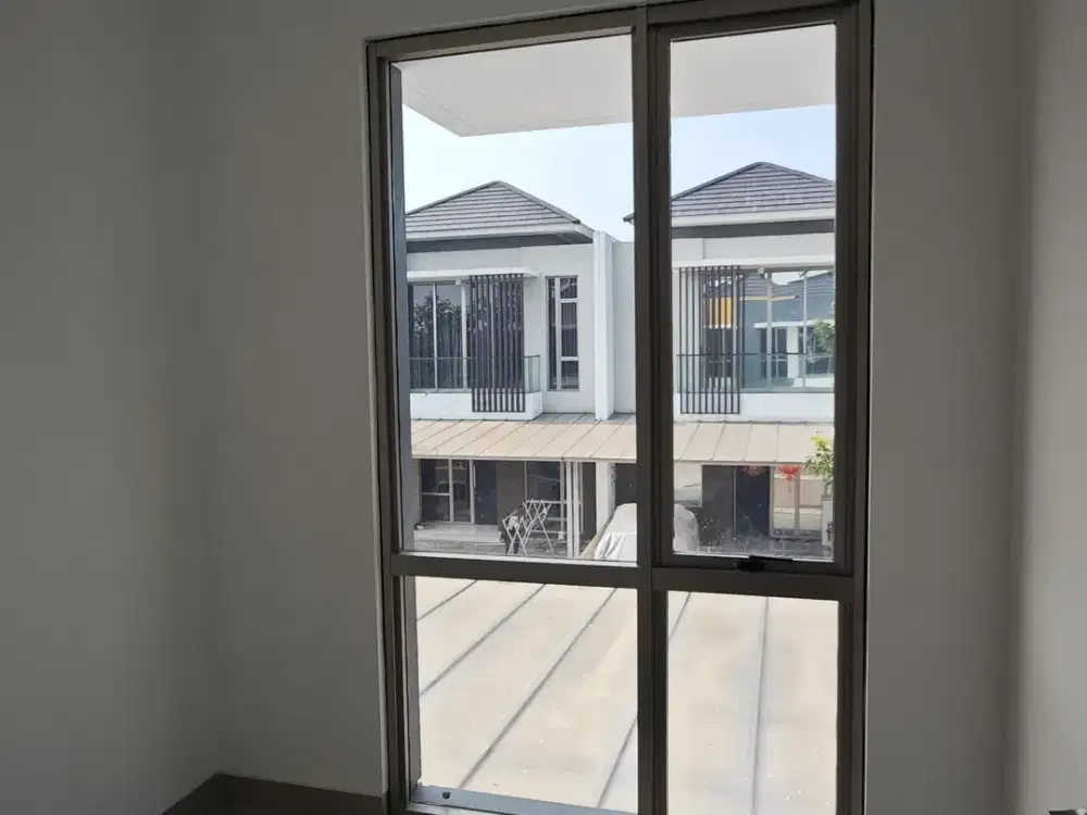 Di Jual Rumah Pik 2 Cluster Scarlett Ukuran 8x10 Semi Furnish