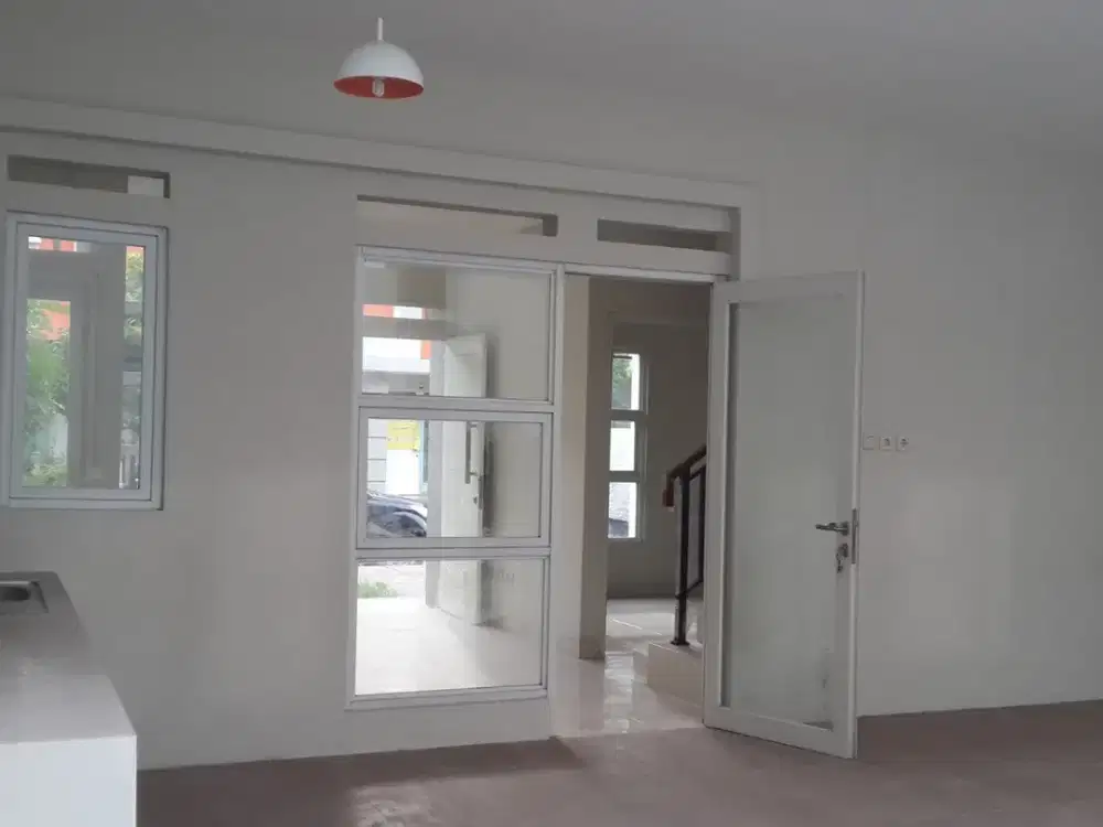 Dijual Rumah 2 Lantai Cluster Teresta Di Matland Menteng, Cakung 011
