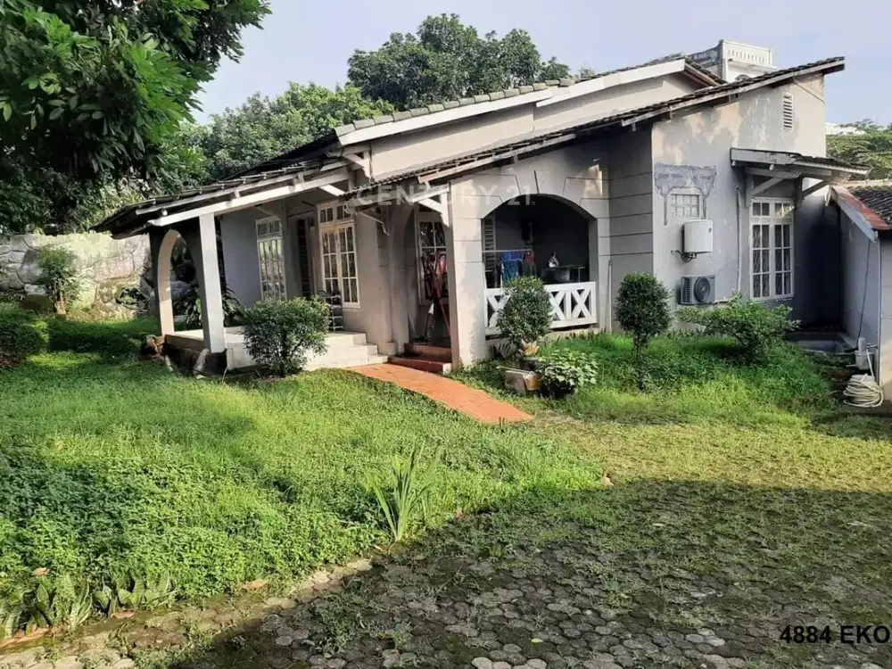 Dijual Rumah Posisi HOOK Ciputat Strategis