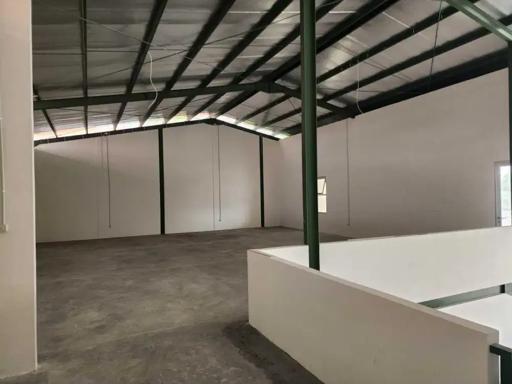 Sewa Gudang+kantor baru di mainroad Jl Raya Sadang Kopo Bandung