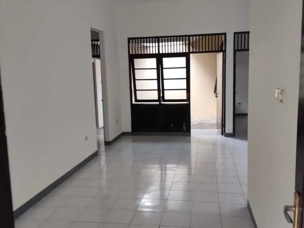 Disewa Rumah Bagus dan Murah Siap Huni di Taman Pulogebang Cakung