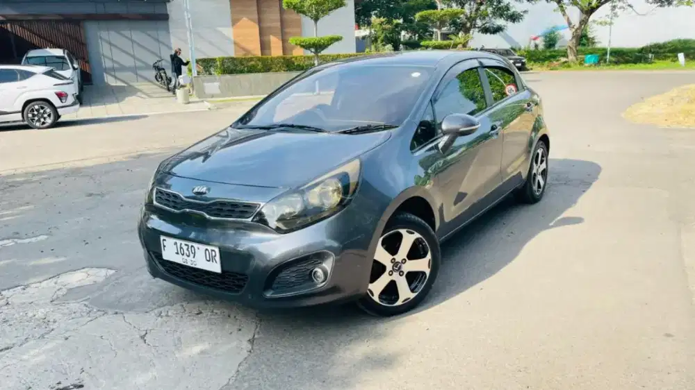KIA New Rio SE 1.4 Matic pajak aktif panjang MULUS..NO MINUS