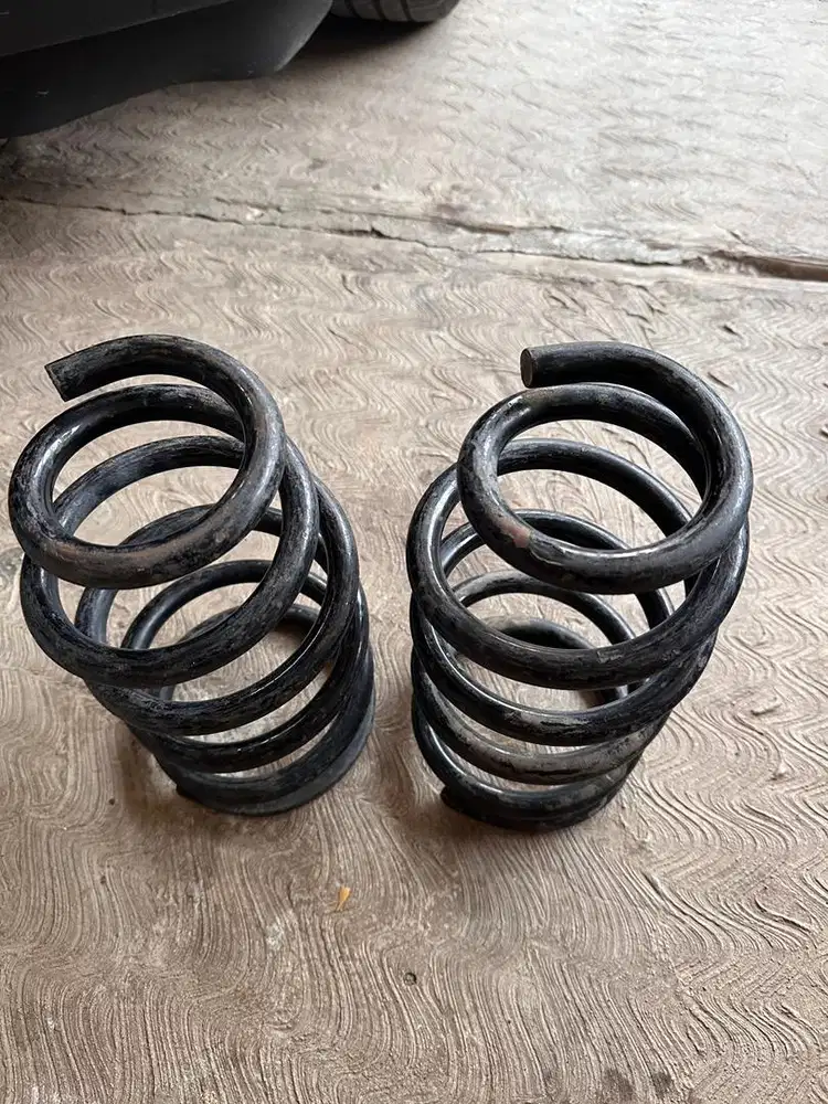 Per atau spring atau coil over innova diesel 2012