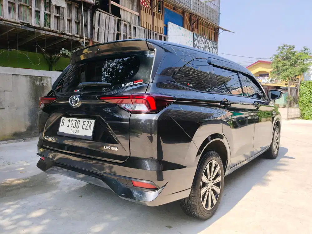 (KM RENDAH) Toyota Avanza 2023 MT Bensin