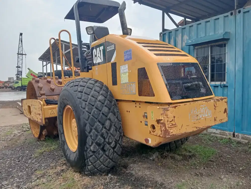 JUAL VIBRO COMPACTOR 2019 ALAT BERAT CATERPILLAR  CS533E  SHEEPFOOD