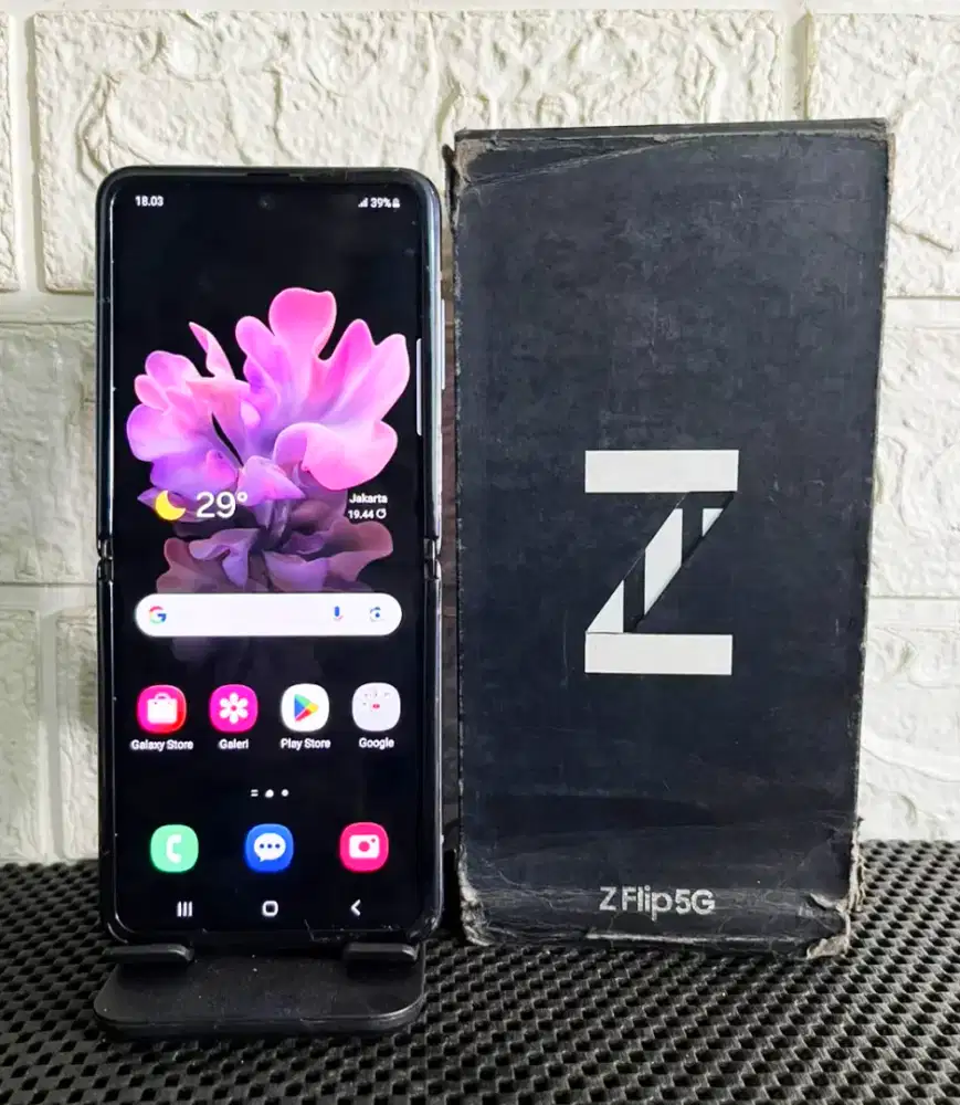 Samsung Z Flip 1 8/256 GB