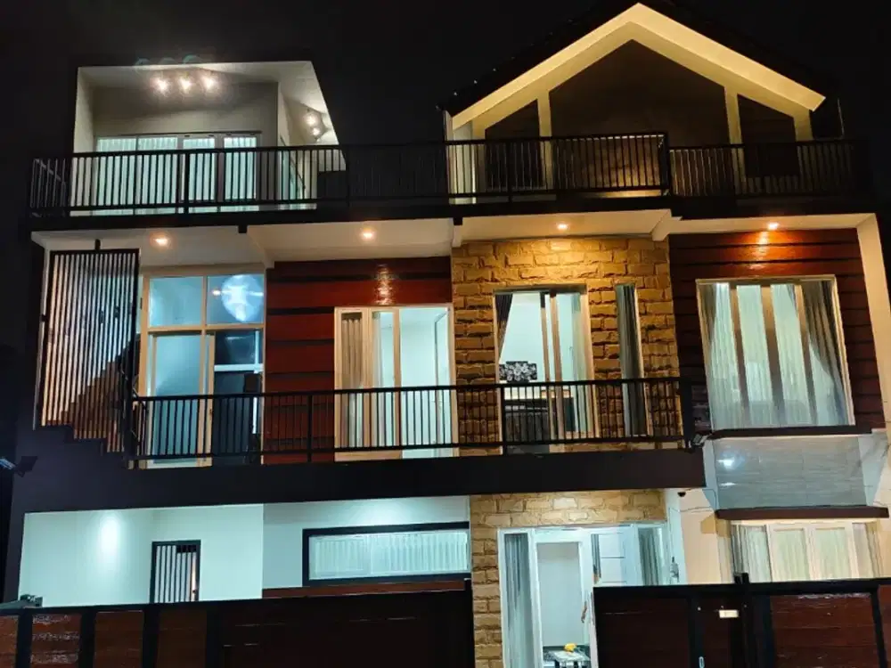 Rumah Villa 3 Lantai Di Oro-oro Ombo Junrejo Dekat BNS Kota Batu